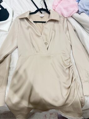 Le Lis Beige Satin Surplice Long-Sleeve Tunic